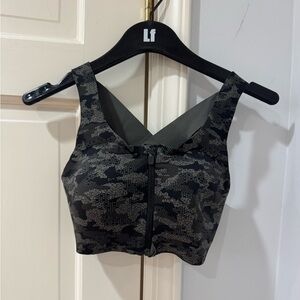 Lululemon 32D gray & black patterned zip up (bra/) workout top, lots of support.